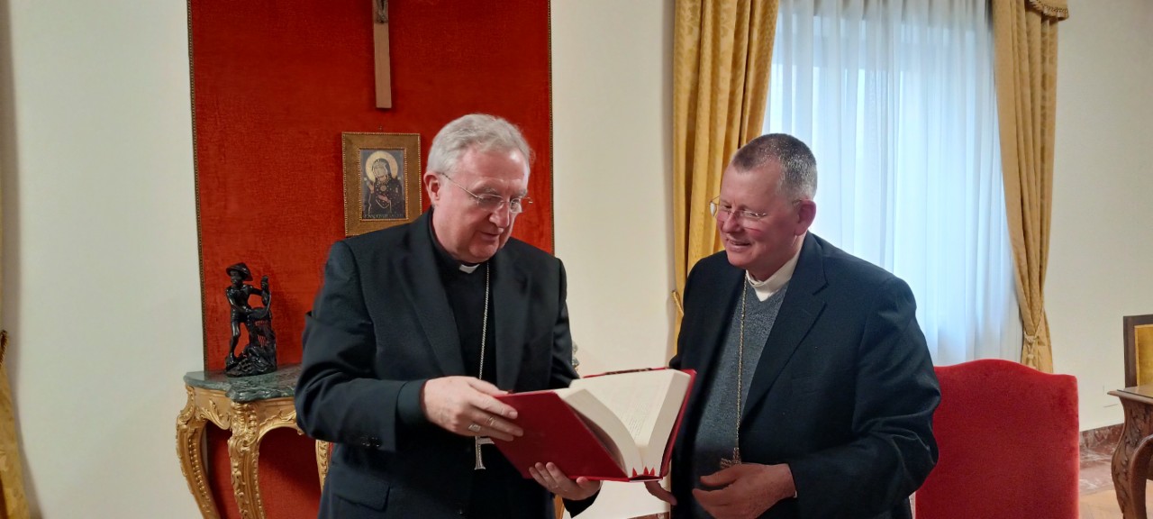 S.E.R. Card. Arthur Roche durante l'ncontro con la Presidenza della Conferenza Episcopale del Brasile