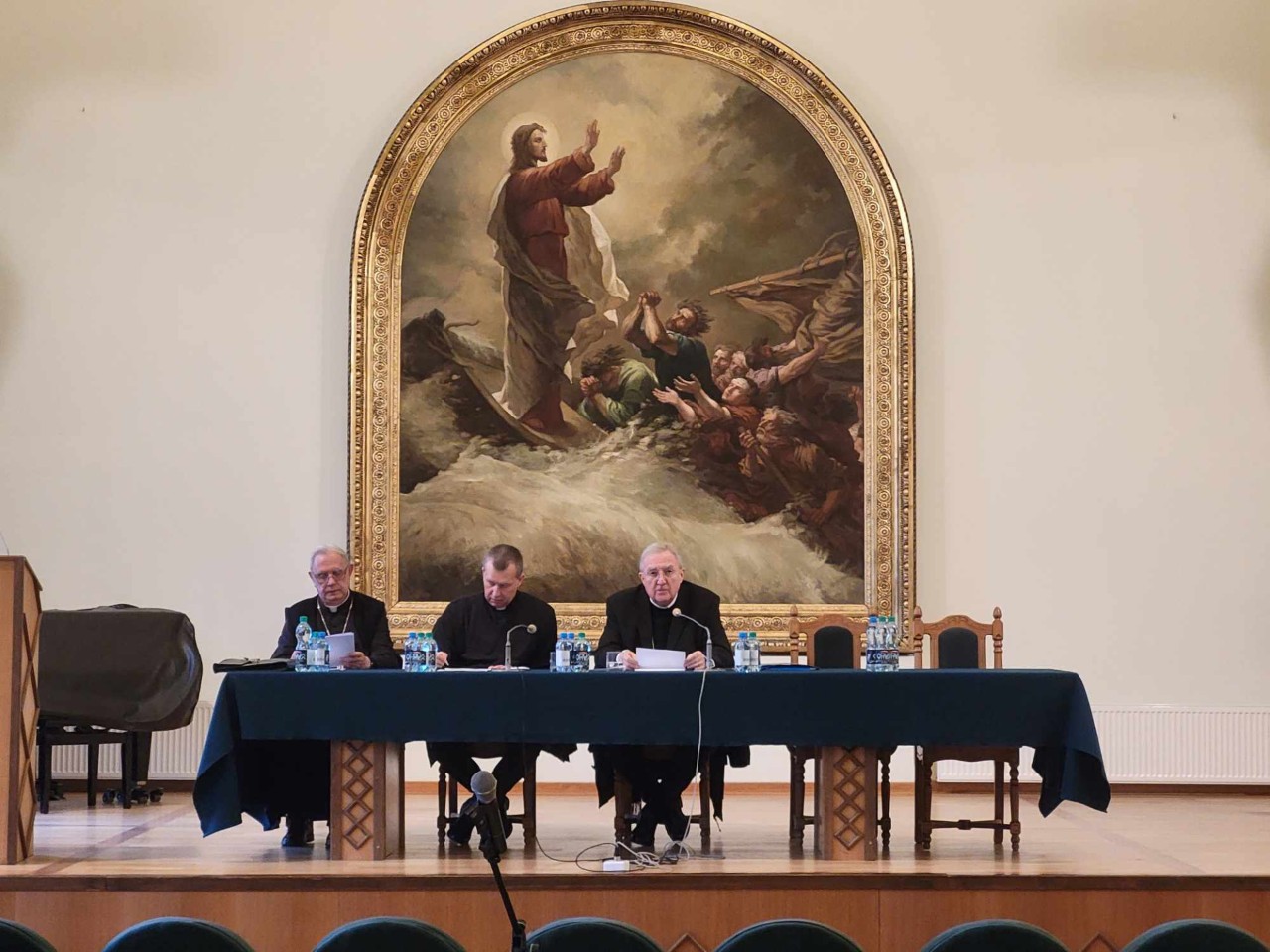 S.E.R. Card. Roche incontra il clero dell'arcidiocesi di Łódź per la formazione permanente